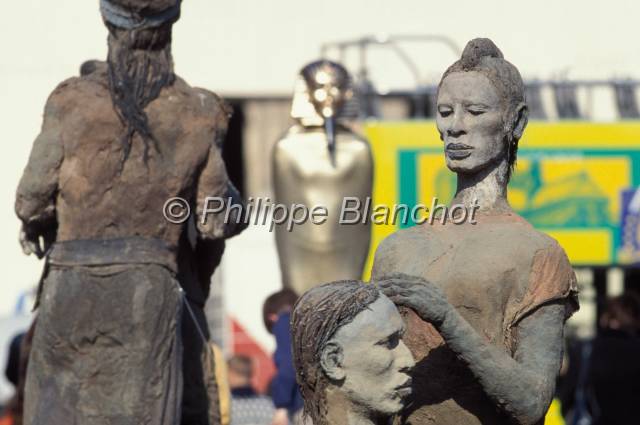 ousmane saw 08.JPG - Exposition Ousmane SawPasserelle des Arts, Paris juin 1999